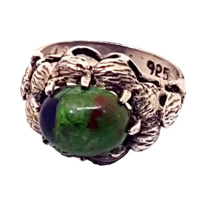 Anillo vintage de plata 925 con piedra verde de estilo art deco. Circa 1980.