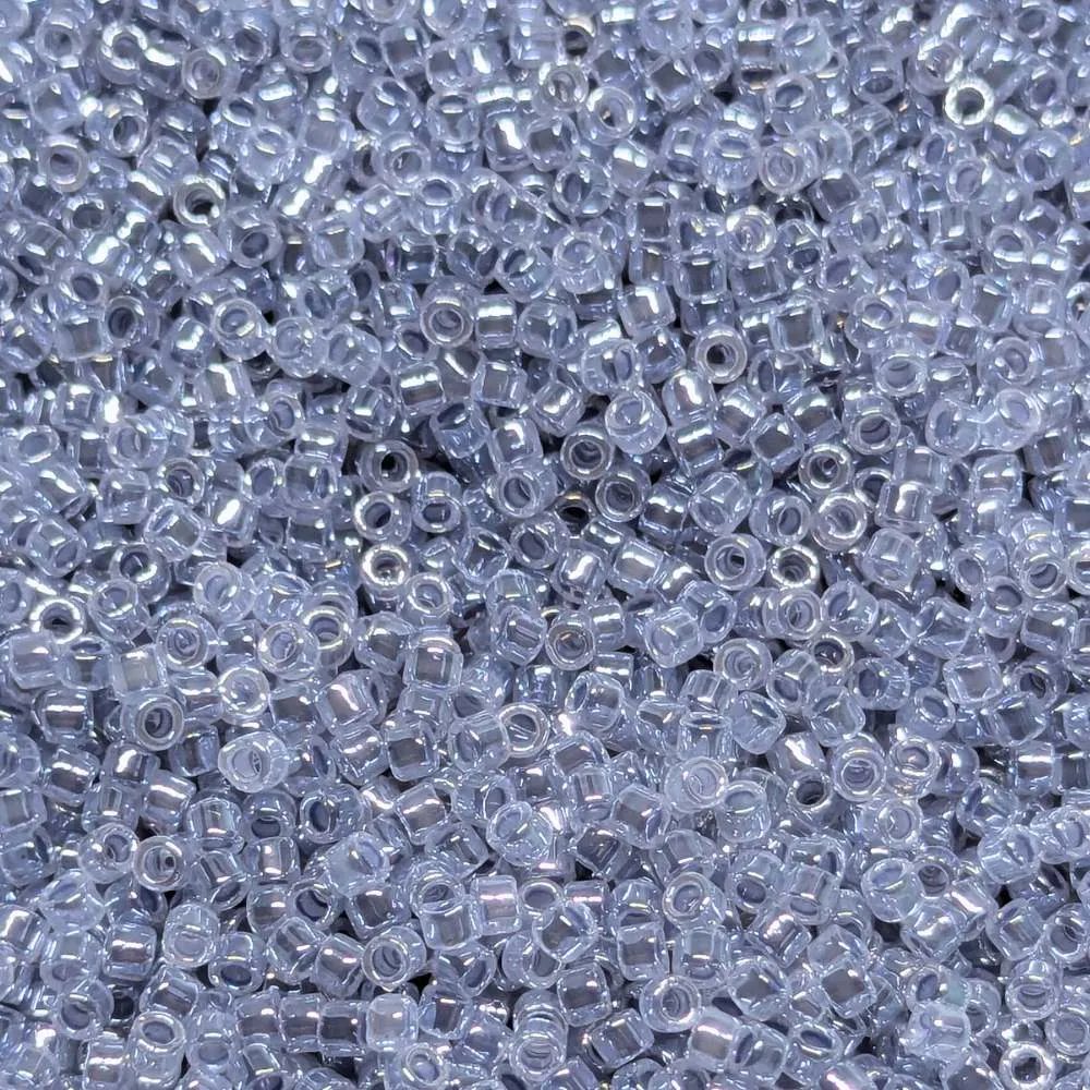 11/0 MIYUKI delica DB0242 Ceylon Silver Ceniza - 1gr.