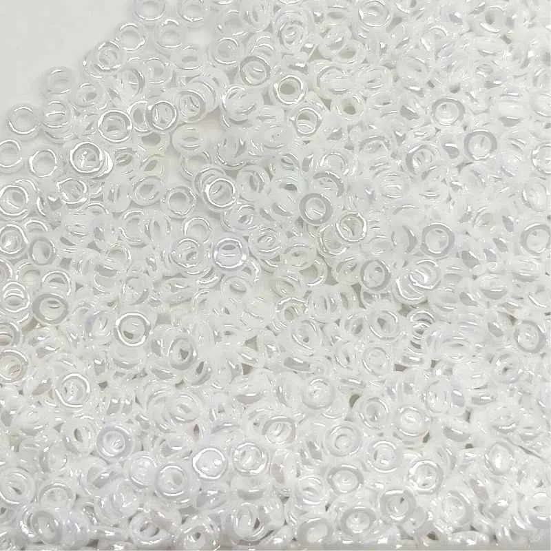 Distanciadores Miyuki 3 x 1,3 mm Ceylon Alabastro Pearl 1 gr. con Certificación ISO 13485