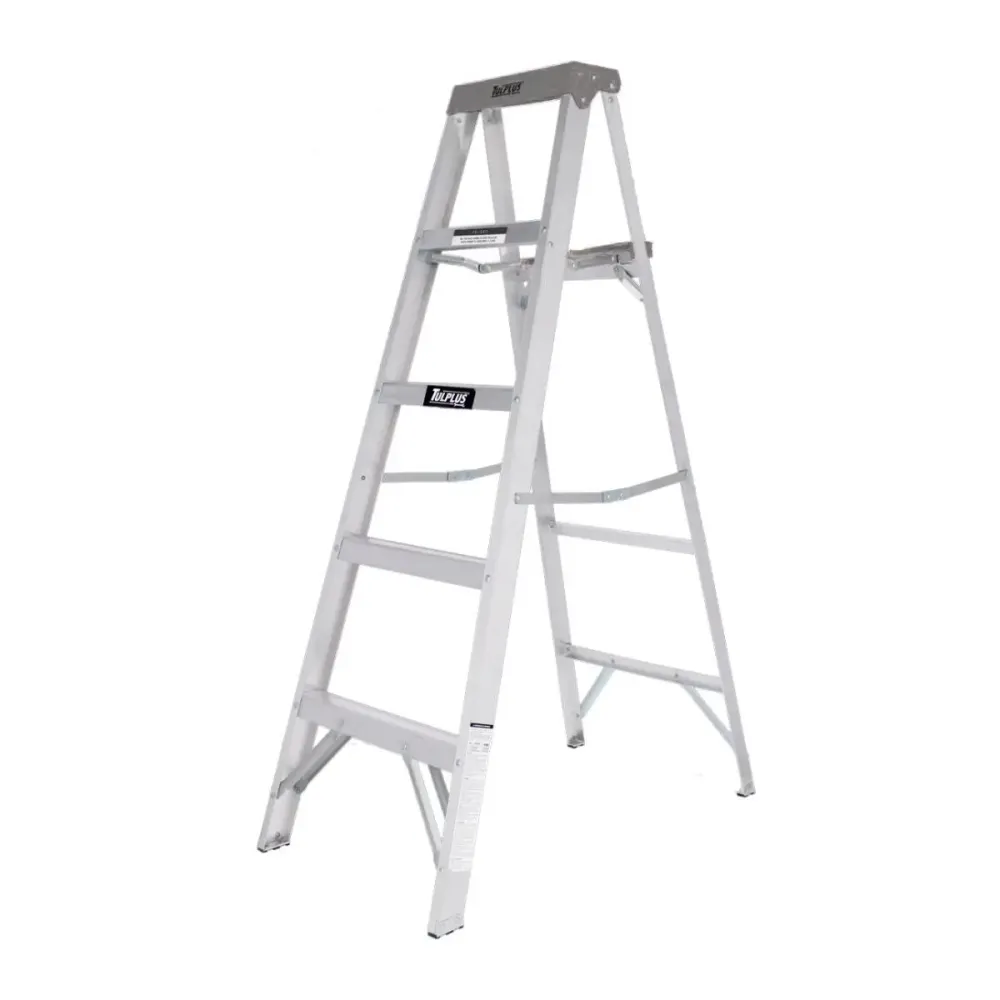 Escalera Tijera De Aluminio Tipo III 4 Peldaños Adir