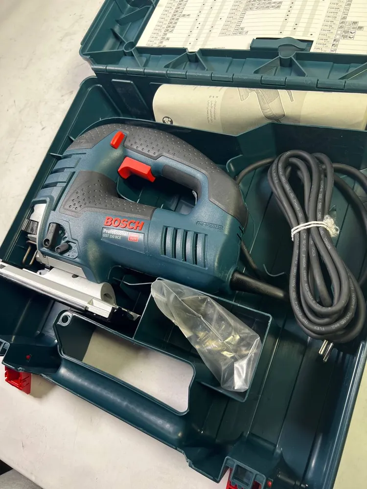 Sierra de calar Bosch GST 150 BCE 780 W incl. maletín de transporte ( 0601513000 ) Bosch Professional