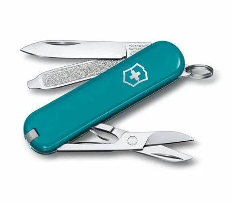 Navaja Victorinox 6223.23G Classic SD Colors LAGO DE MONTAÑ. COMERCIAL MUELA SA