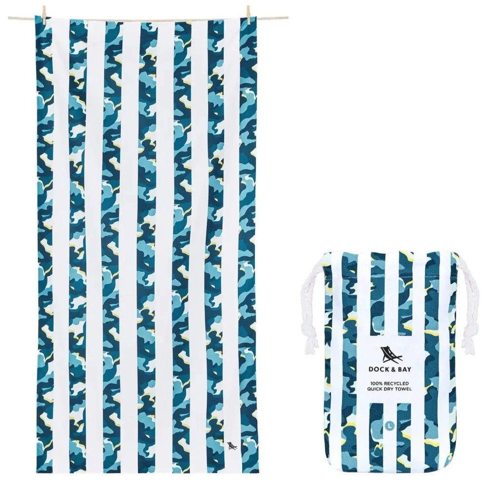 Toalla playa microfibra DOCK & BAY · cool camo