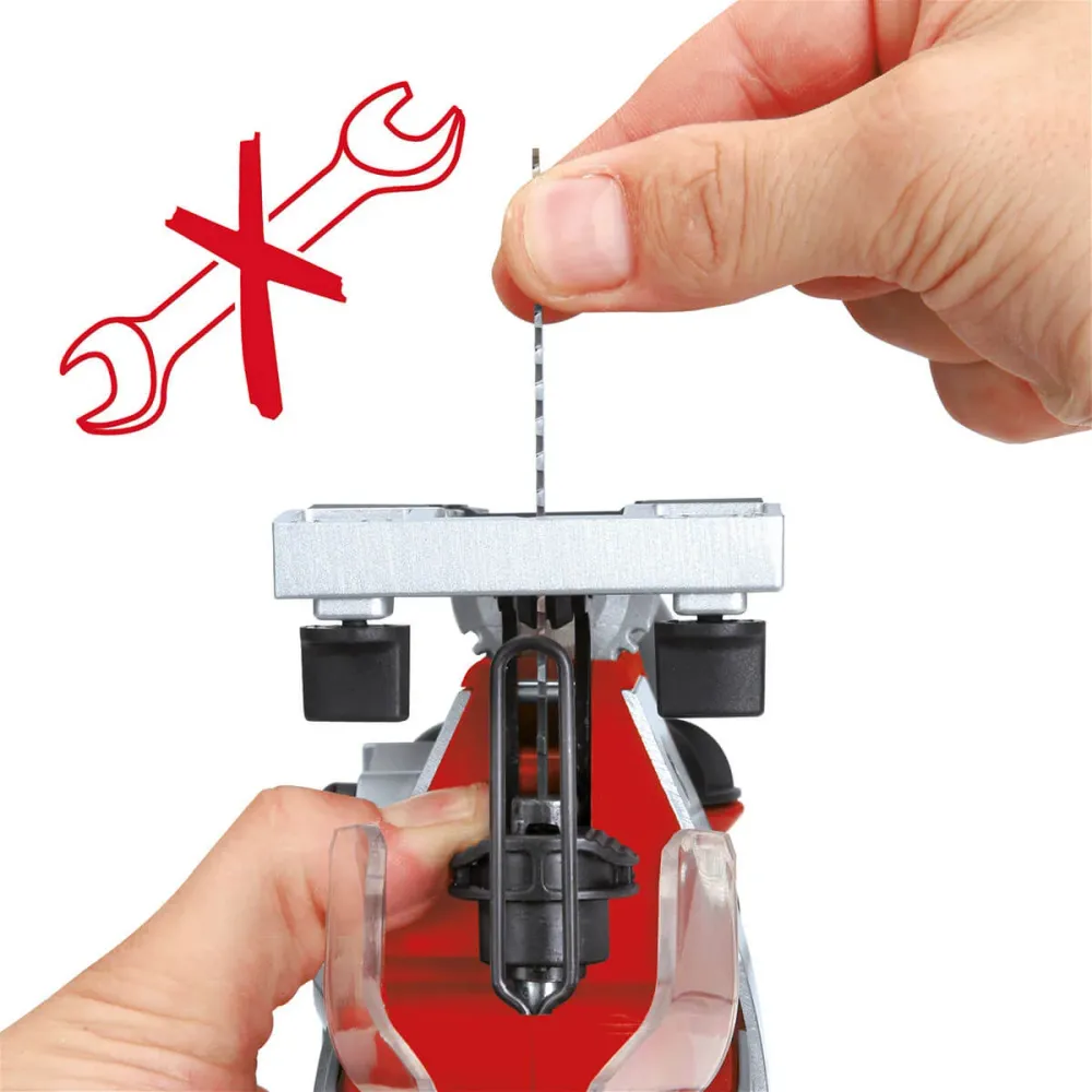Sierra caladora inalámbrica 18 V + baterí (2.5 ah) + cargador marca Einhell