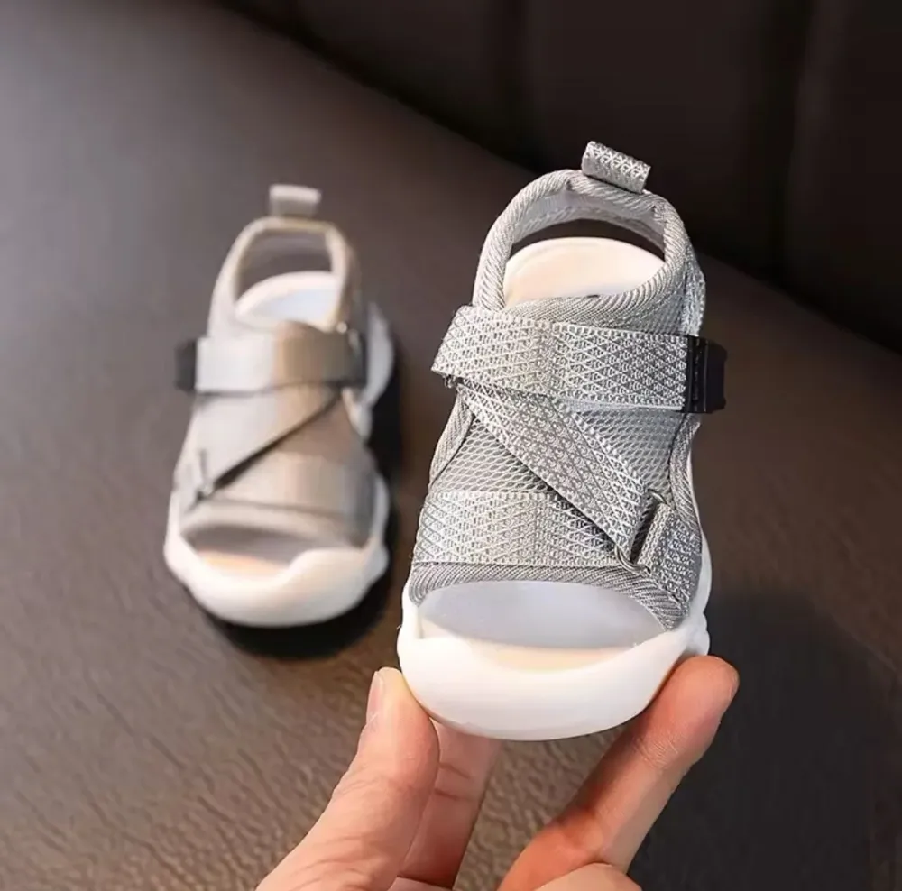 Sandalias Velcro Negro Magic Baby