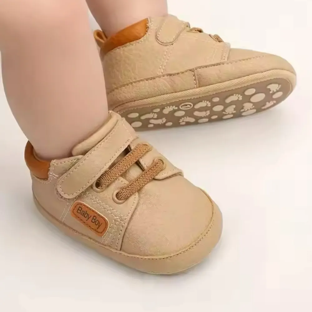 Tenis Pre Caminador Con Suela Cafe Magic Baby