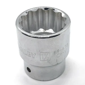 1-1/2” SOCKET - STANLEY (9789673)