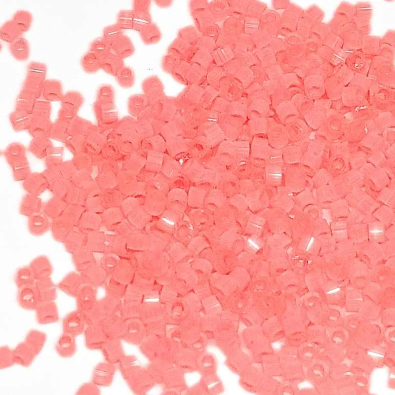 11/0 MIYUKI delica DB1856 - Seda Inside Pink - 1 gr.