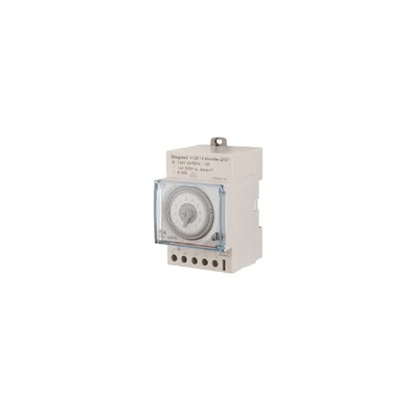 Interrupteur horaire programable analogique journalier 3 modules LEGRAND 412823