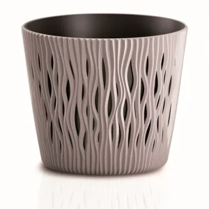 Maceta Redonda De Plastico Sandy Round En Color Mocca 26,2 duradero X 26,2 (Ancho) X 22,2 (Alto) Cm