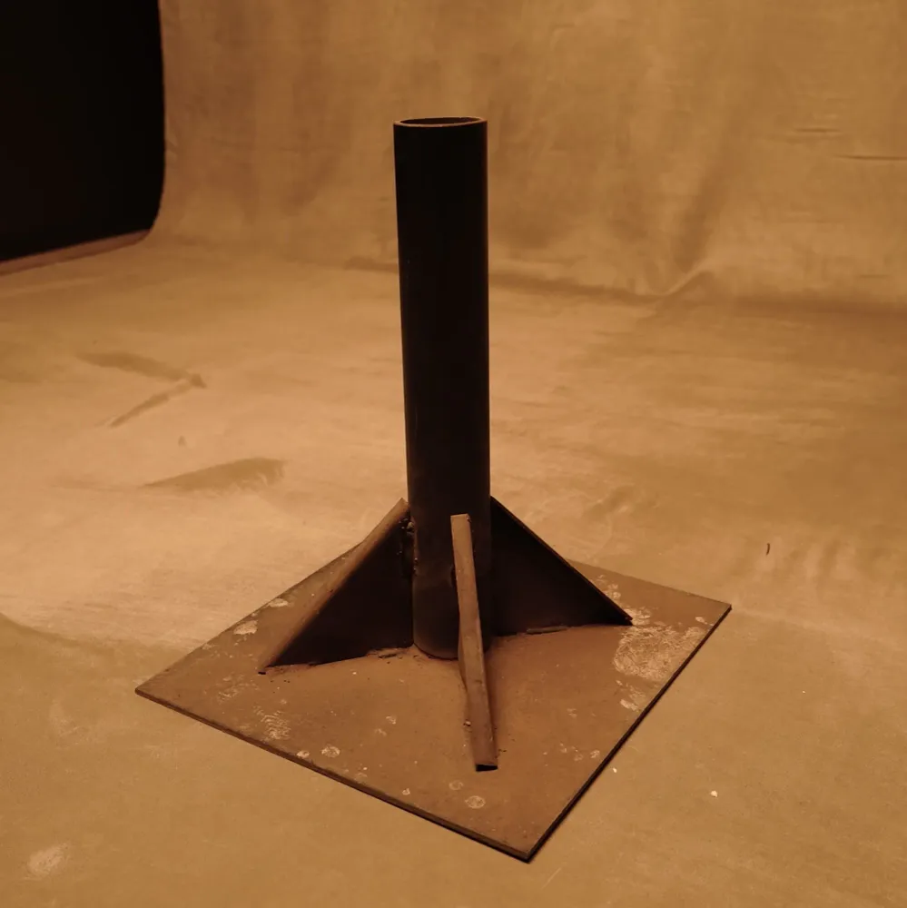 Alta Resistencia para Metales Duros Base de sombrilla de hierro - 35x35x40 cm, diámetro 6 cm