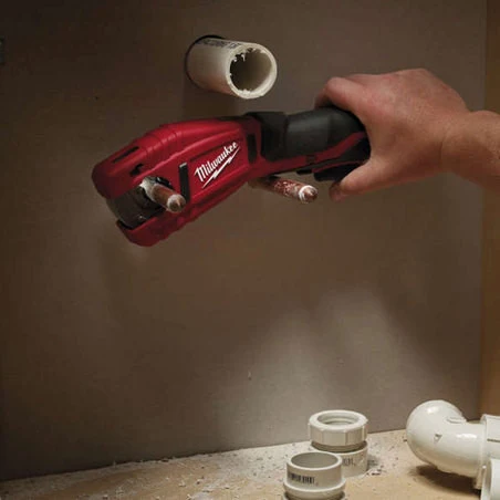 Cortadora de tubos de cobre Milwaukee M12 C12PC-0 para Talleres de Mecánica