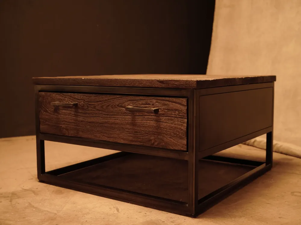 Mesa de centro estilo industrial con Corte Medida