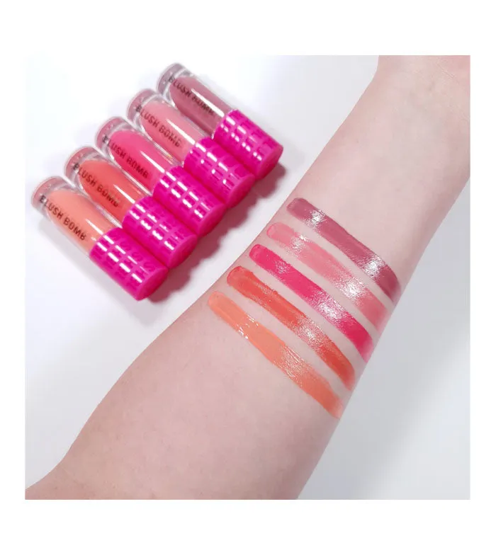 Revolution - Colorete líquido Blush Bomb - Savage Salmón