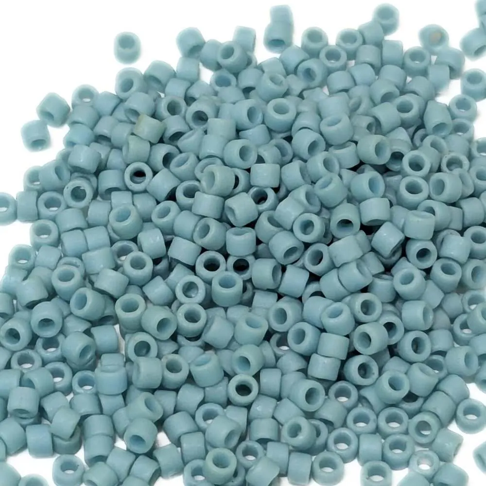 11/0 MIYUKI delica DB0375 - Opaque Aguamarina Aqua Matte - 1gr.