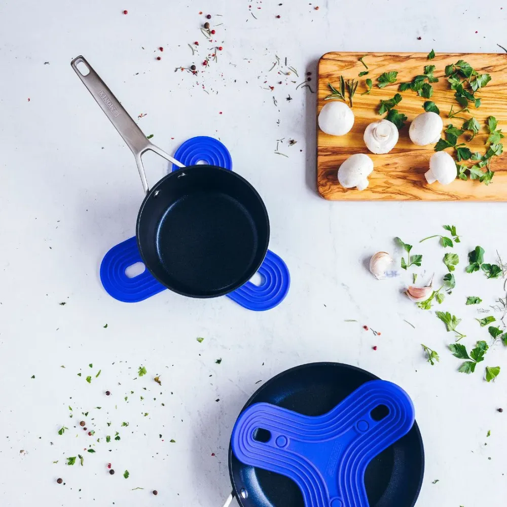 Protect Monix magnetic pan protectors and trivets