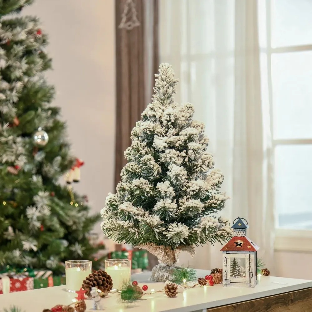 Corte de Media Cañ Árbol de Navidad Homcom 67 ramas efecto nieve verde/blanco Ø32x60 cm