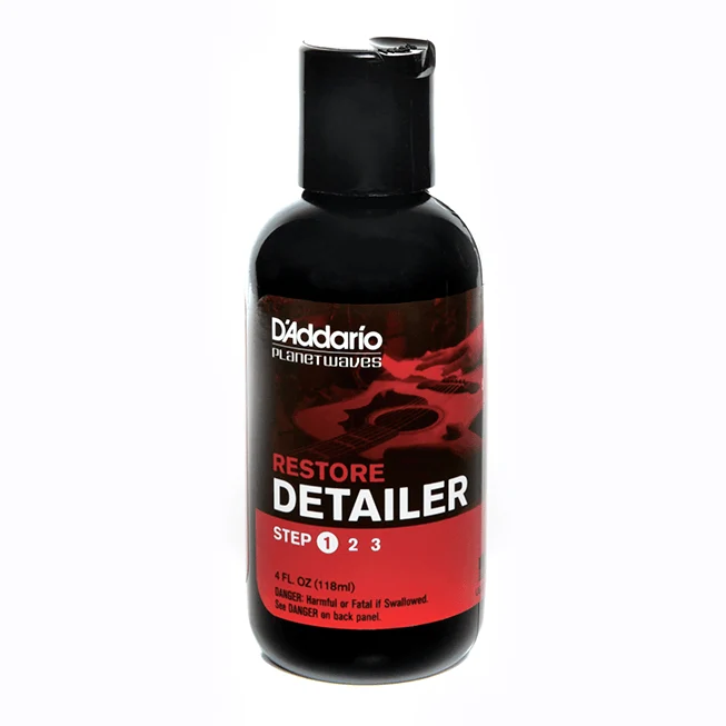 Crema limpiadora DADDARIO diseñada para cortar la mugre más resiste, segura en todos los terminados comunes de guitarra (4...