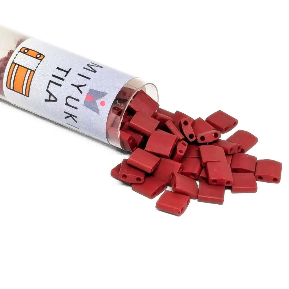 Compuesto de Miyuki Tila 2040 - Mate Metallic Dark Maroon - Tubo 7,2gr.